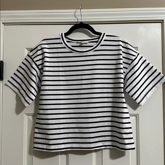 Madewell Everyday Boxy Crop Tee in White Black Stripe - Picture 6 of 9